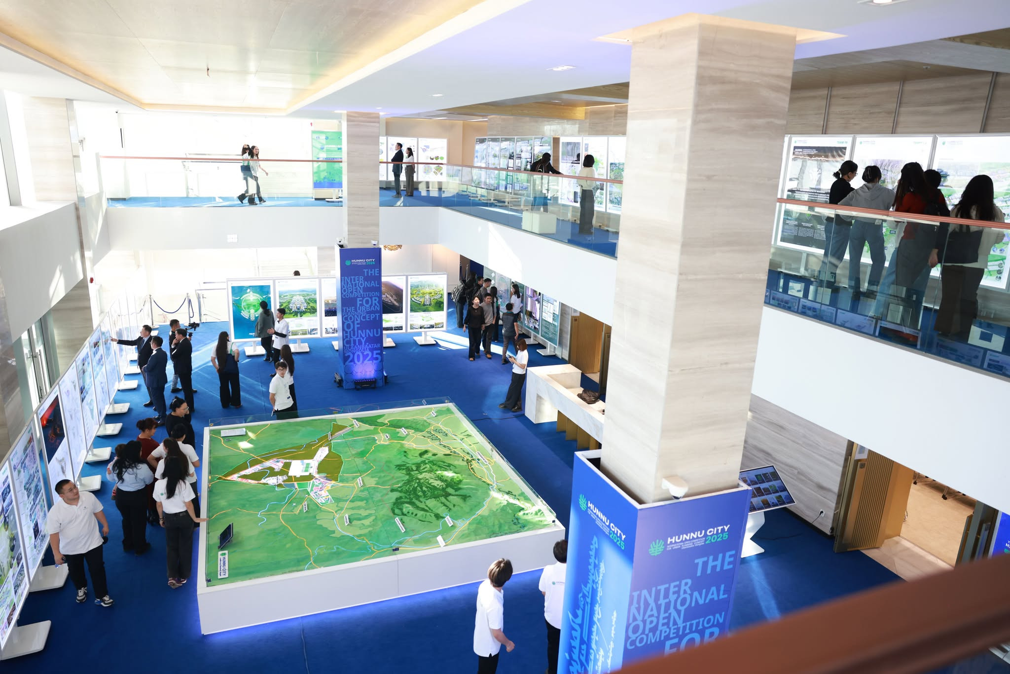 Хүннү хотын төлөвлөлтийг боловсруулах олон улсын сонгон шалгаруулалтын бүтээлийн үзэсгэлэн үргэлжилж байна